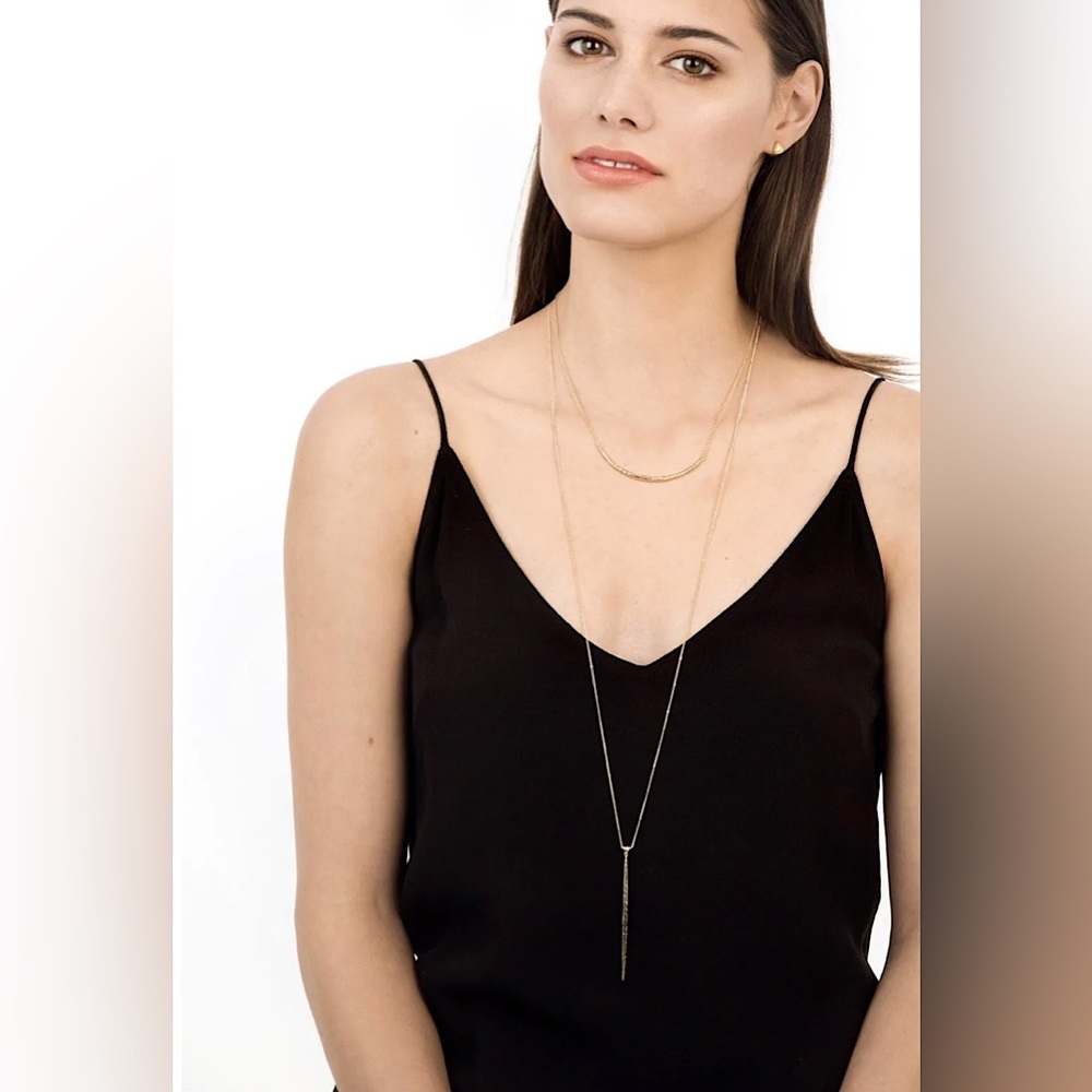 New Stella & Dot Kari layered necklace - gold - used for display, w/original box